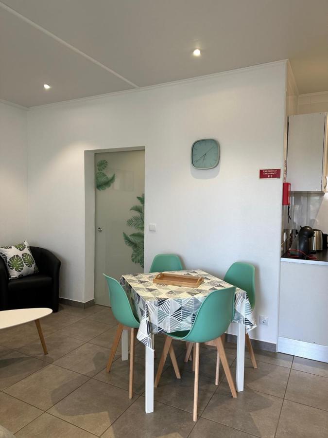 Paradise Apartments I سانتا كروز داس فلوريس المظهر الخارجي الصورة