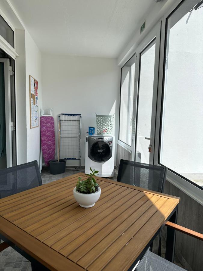 Paradise Apartments I سانتا كروز داس فلوريس المظهر الخارجي الصورة