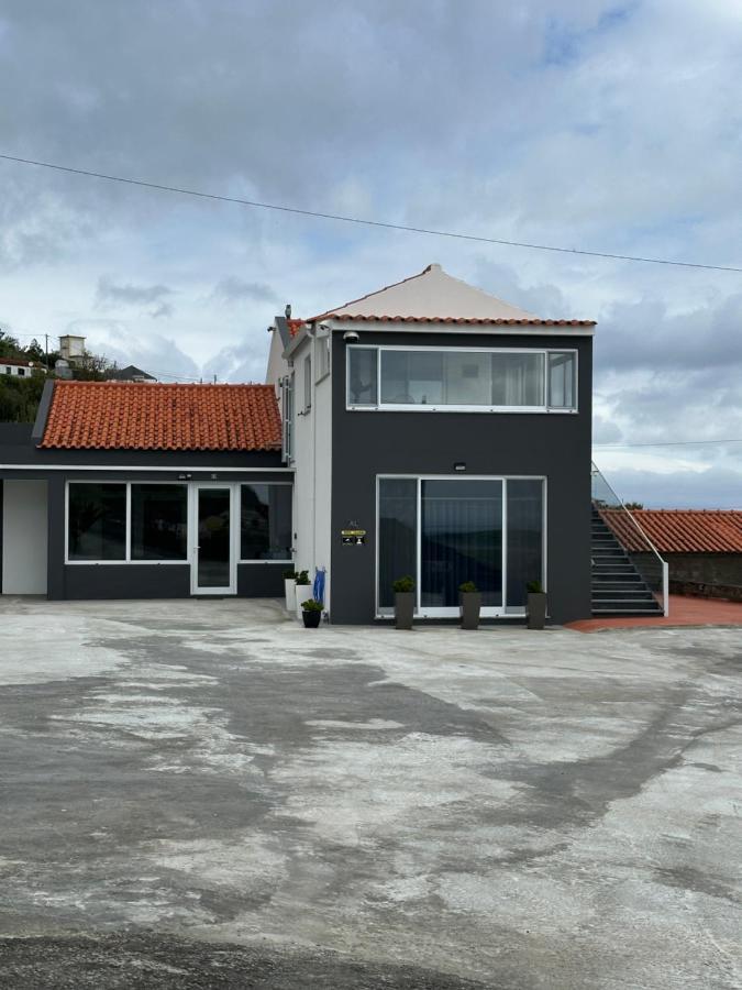 Paradise Apartments I سانتا كروز داس فلوريس المظهر الخارجي الصورة